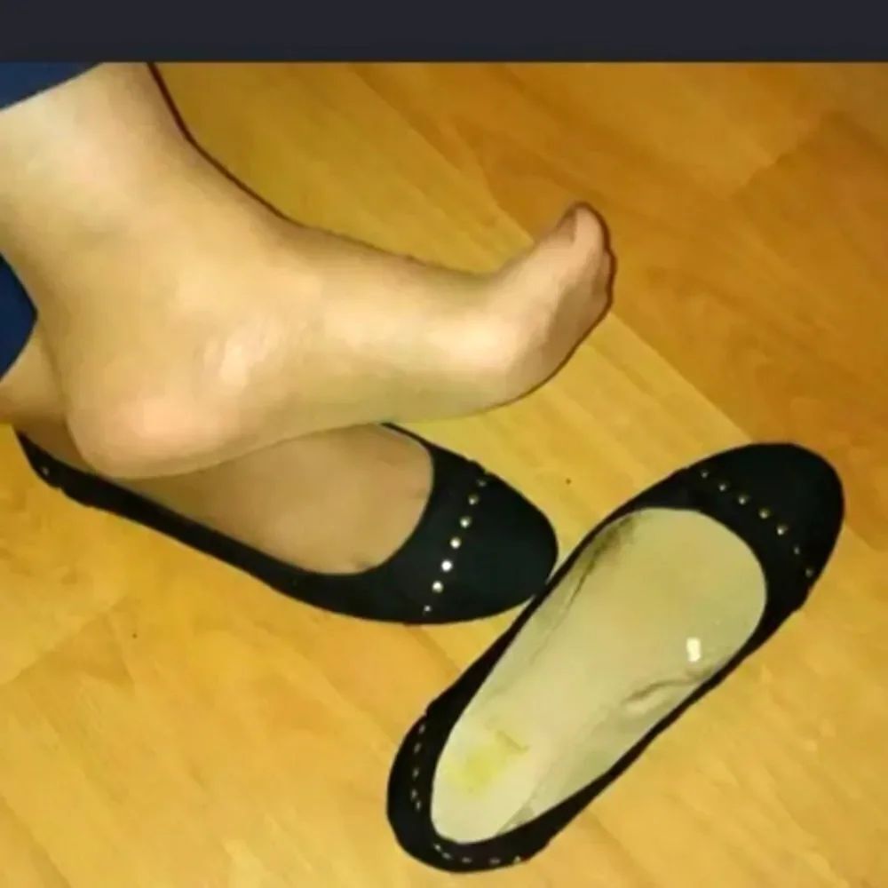 MERONAย STUDDED GOLDโEMBELLISHMENTS ROUND TOE SUEDE SLIP ONโSHOE